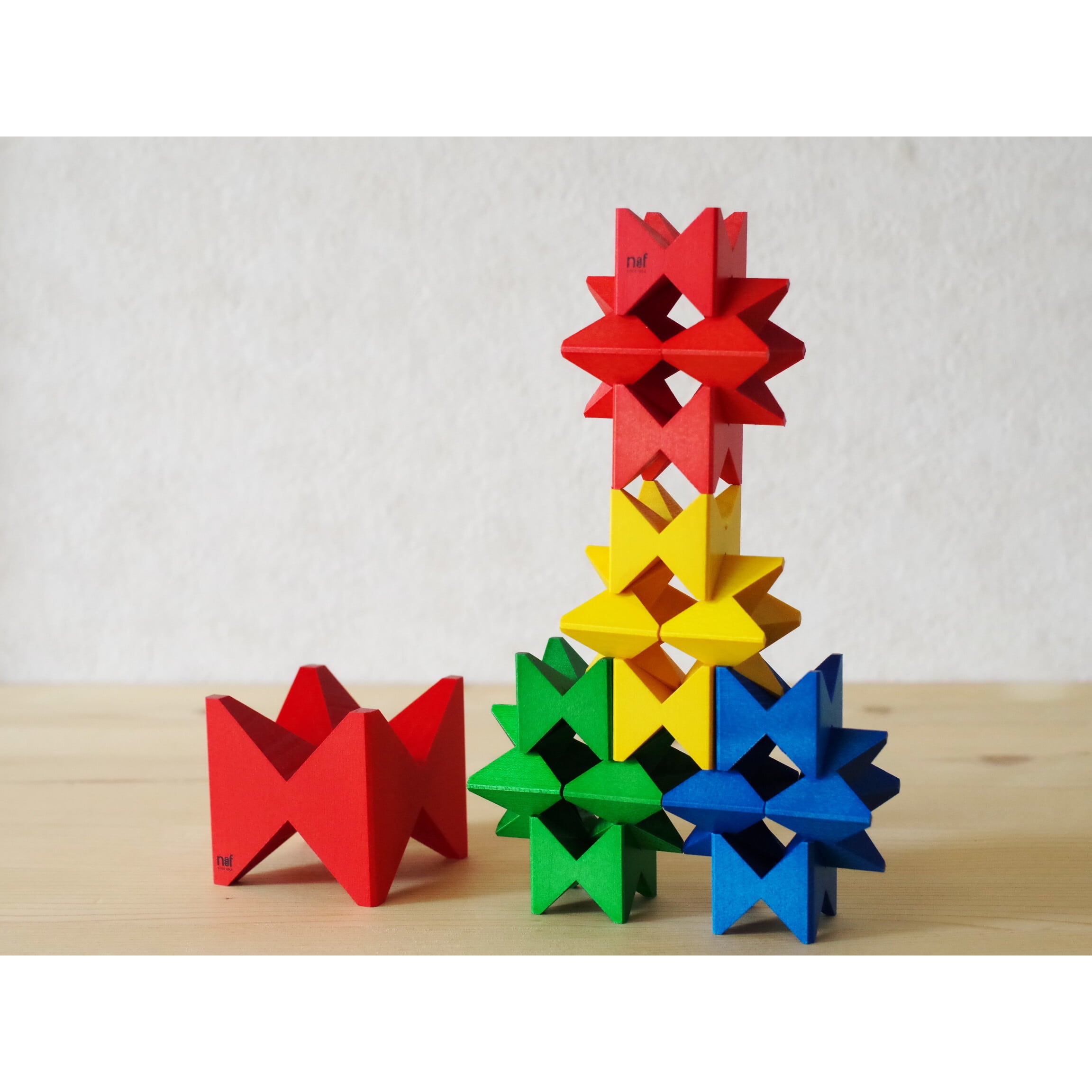 ミニネフスピール カラー | 木のおもちゃ専門店 おもちゃ箱 イカロス