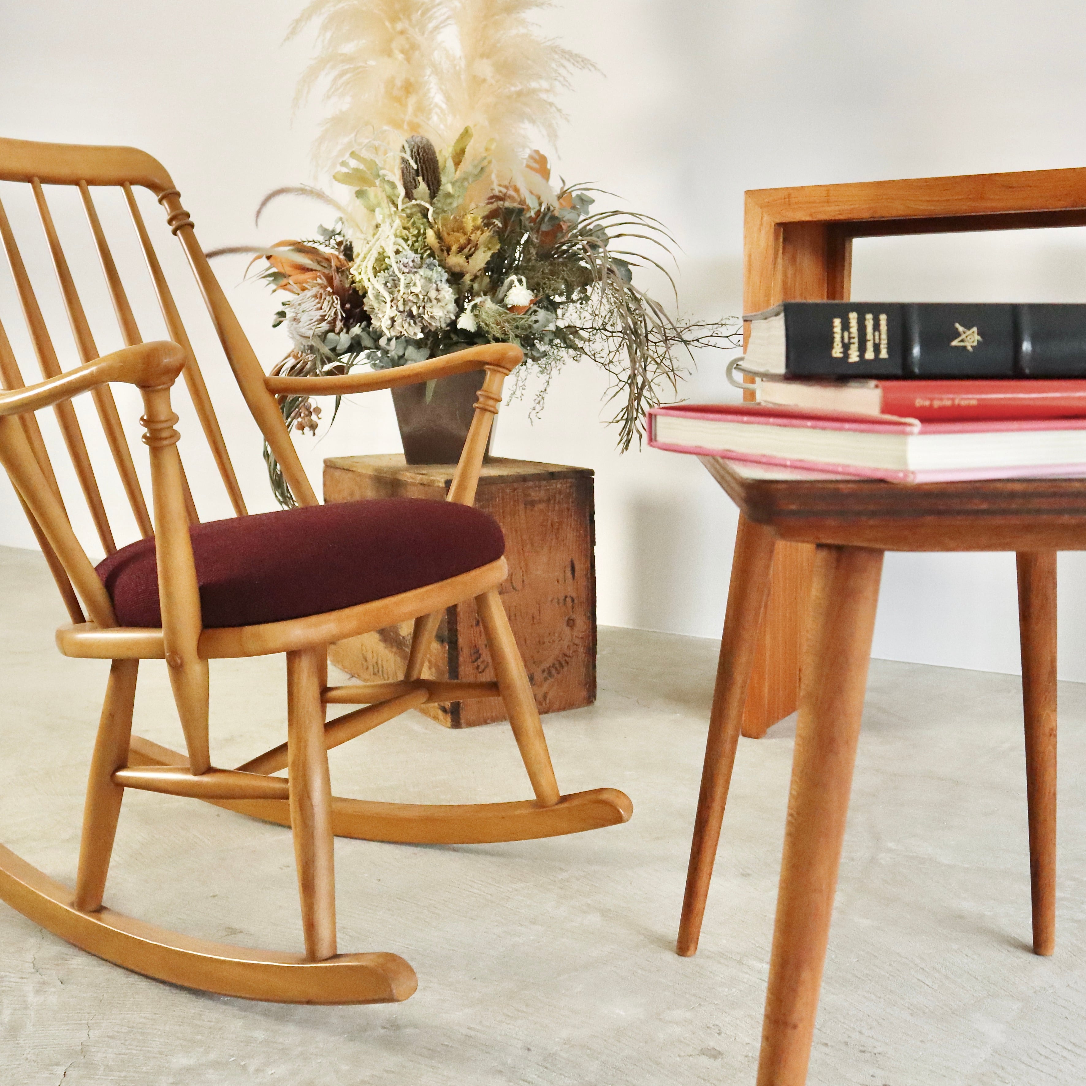 カリモク ロッキングチェア | fismic