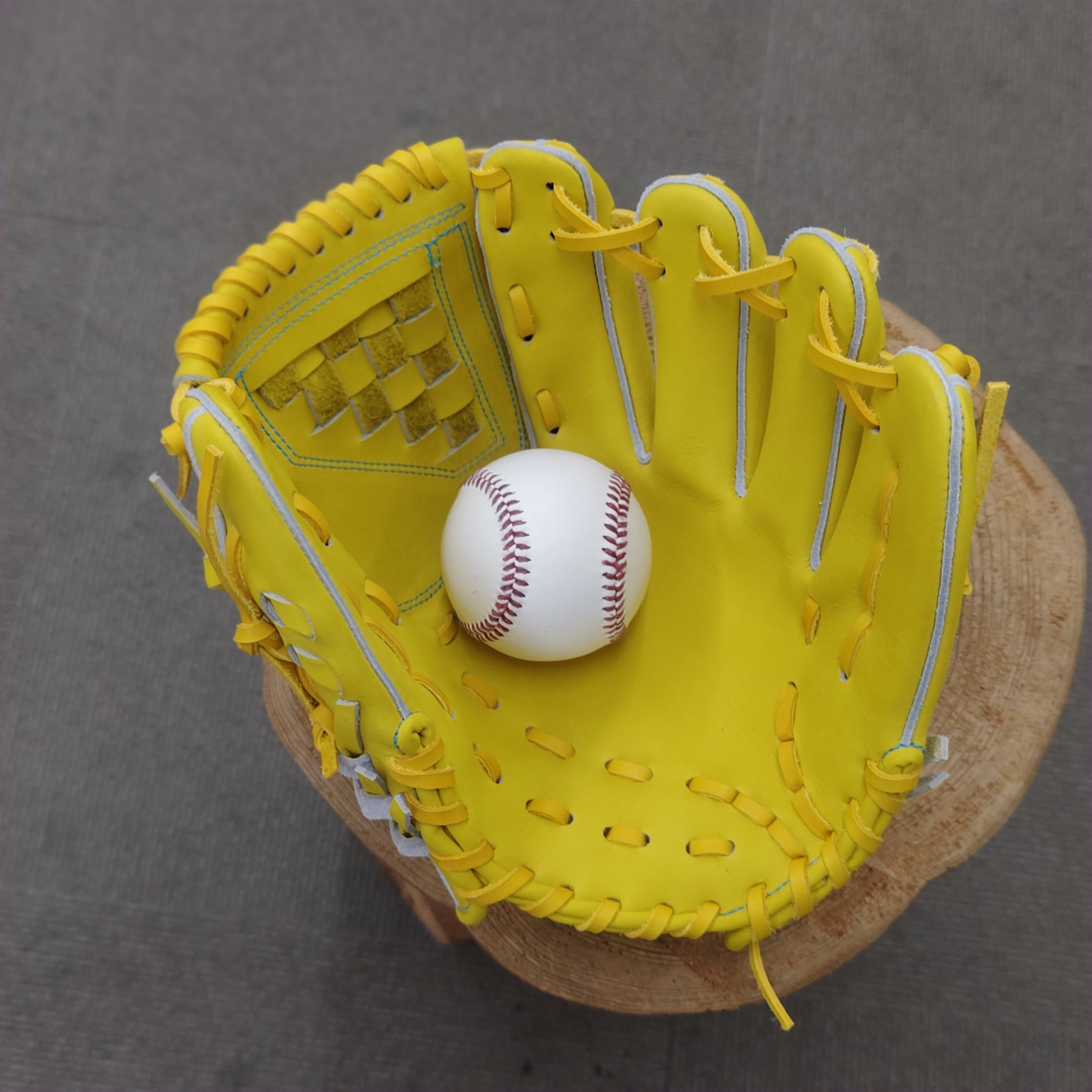 舞 舞 鳳凰ラベル 投手特化型 特殊重心グローブ 硬式用 投手用 右投げ