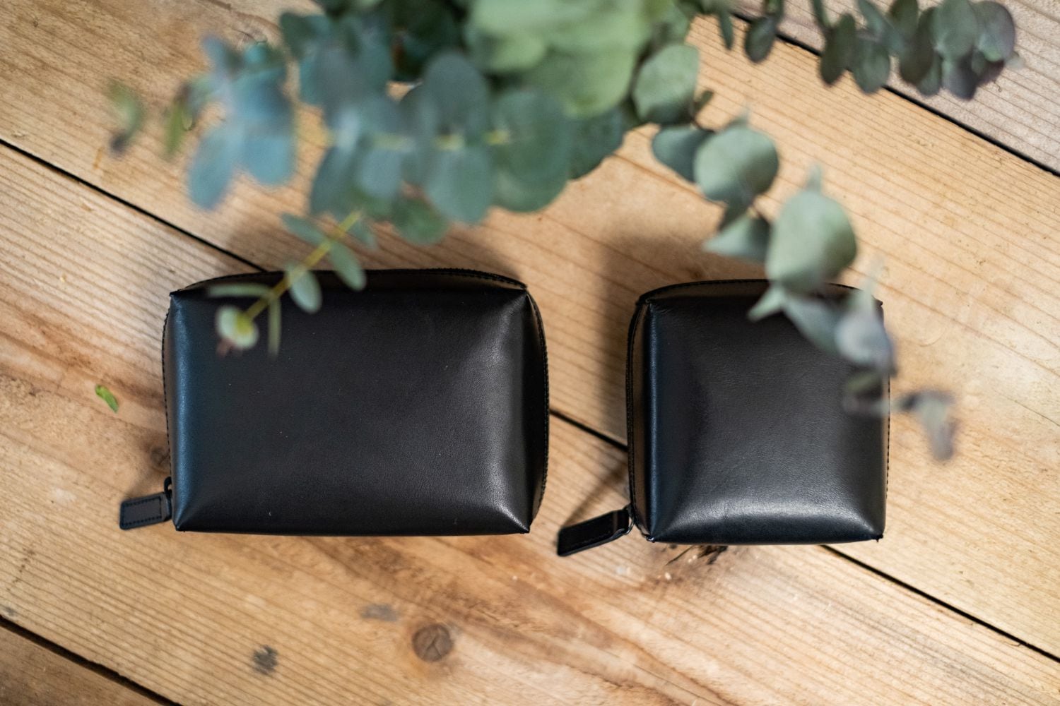 レザースクエアポーチ - Sサイズ | drip公式オンラインショップ