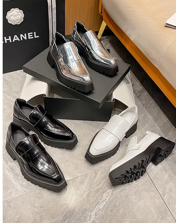 スリムトゥー プラットフォームローファー シルバー BT00008 | EMME