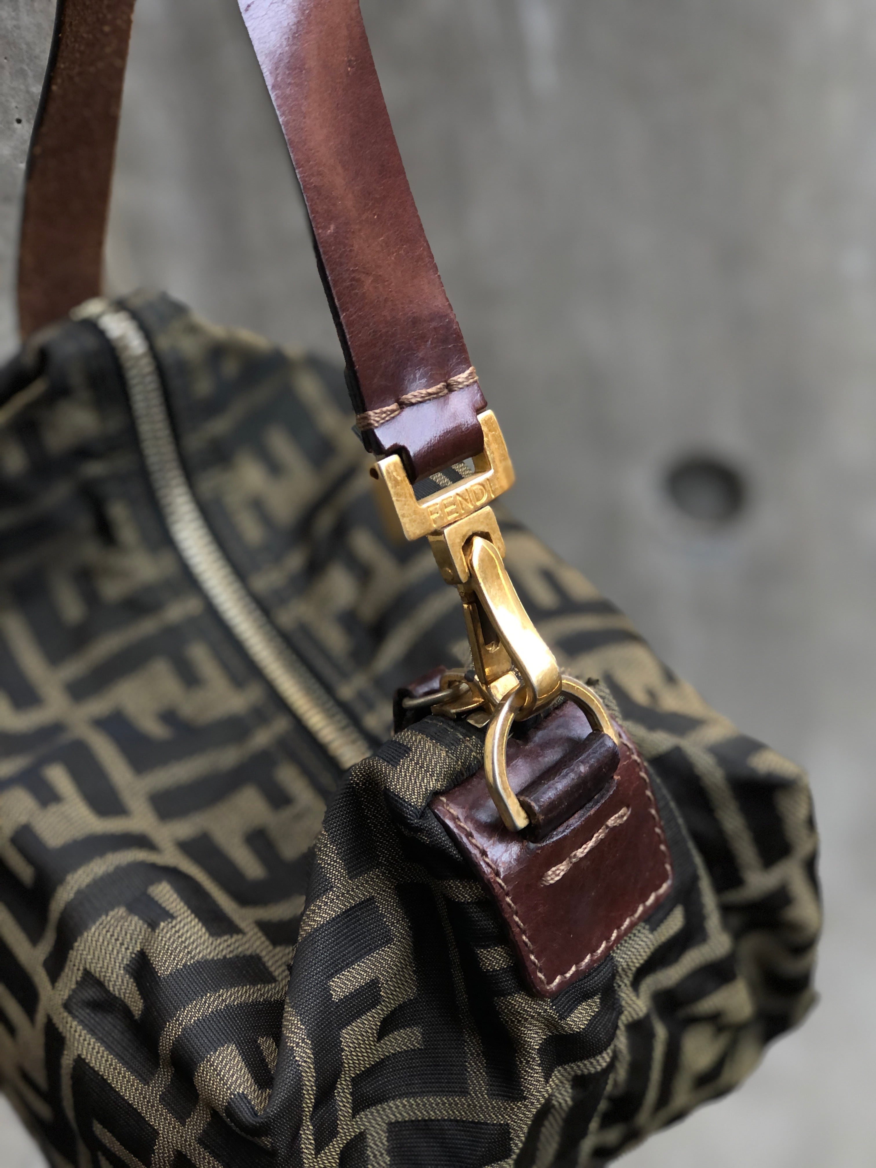 FENDI フェンディ ズッカ ジャガード×レザー バニティバッグ