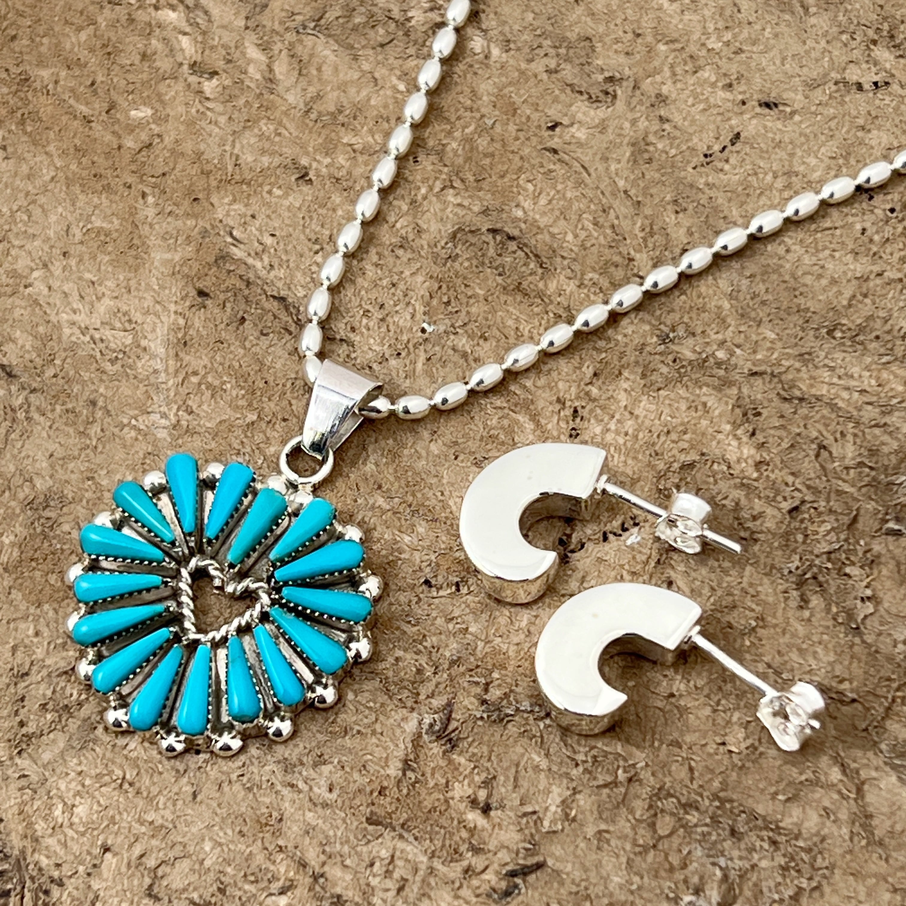 ラスト1】《Indian Jewelry》ニードル ポイント ハート ターコイズ