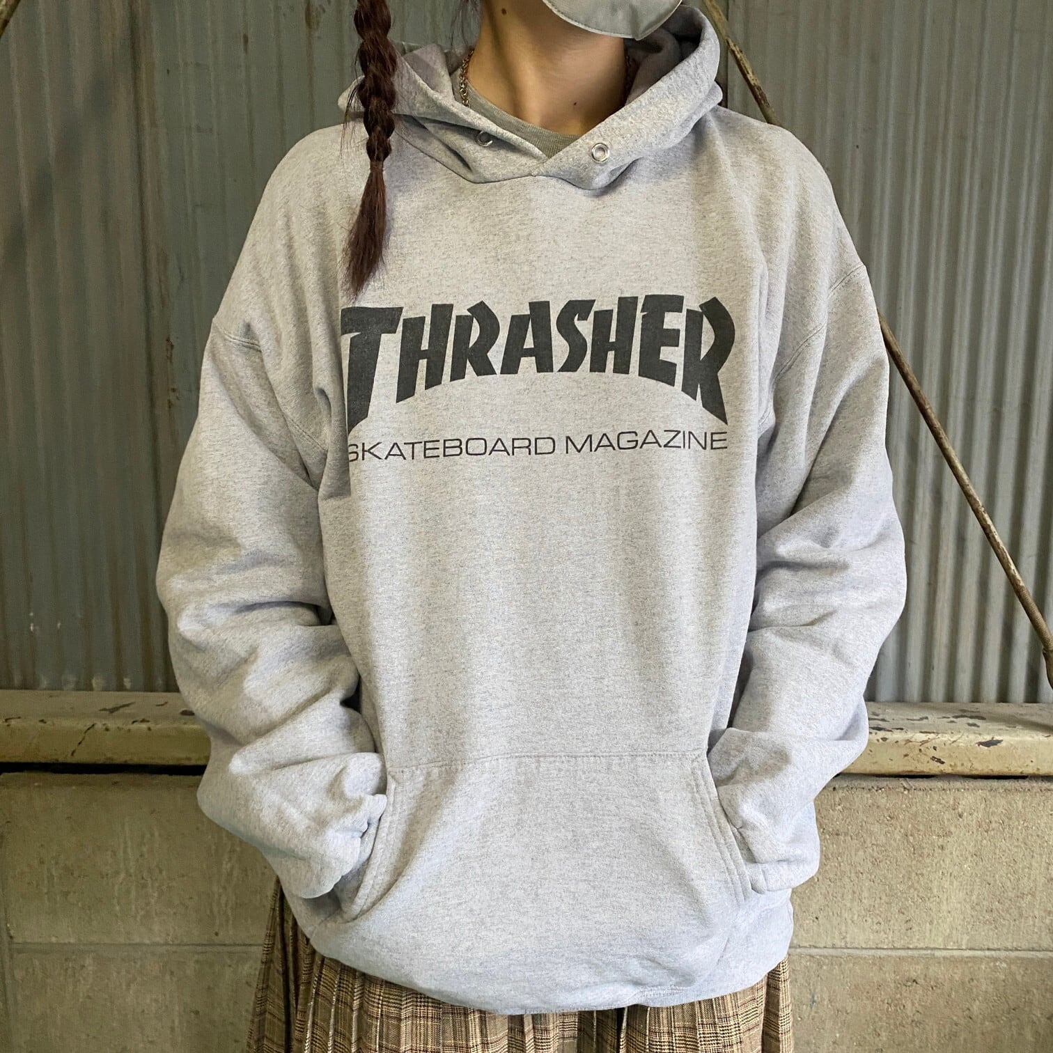THRASHER スラッシャー フロントロゴプリント プルオーバーパーカー