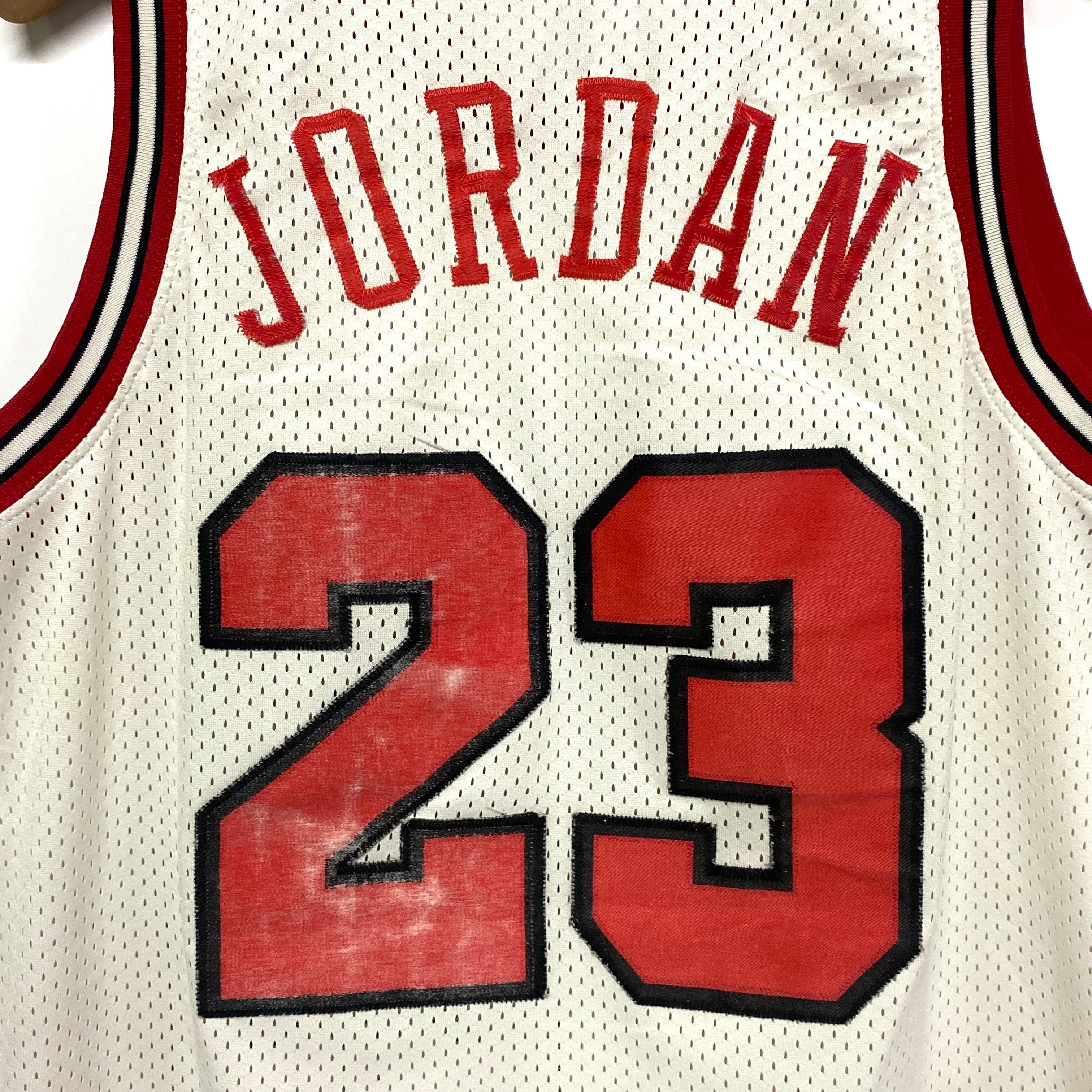 NIKE TEAM NBA CHICAGO BULLS シカゴブルズ MICHAEL JORDAN マイケル
