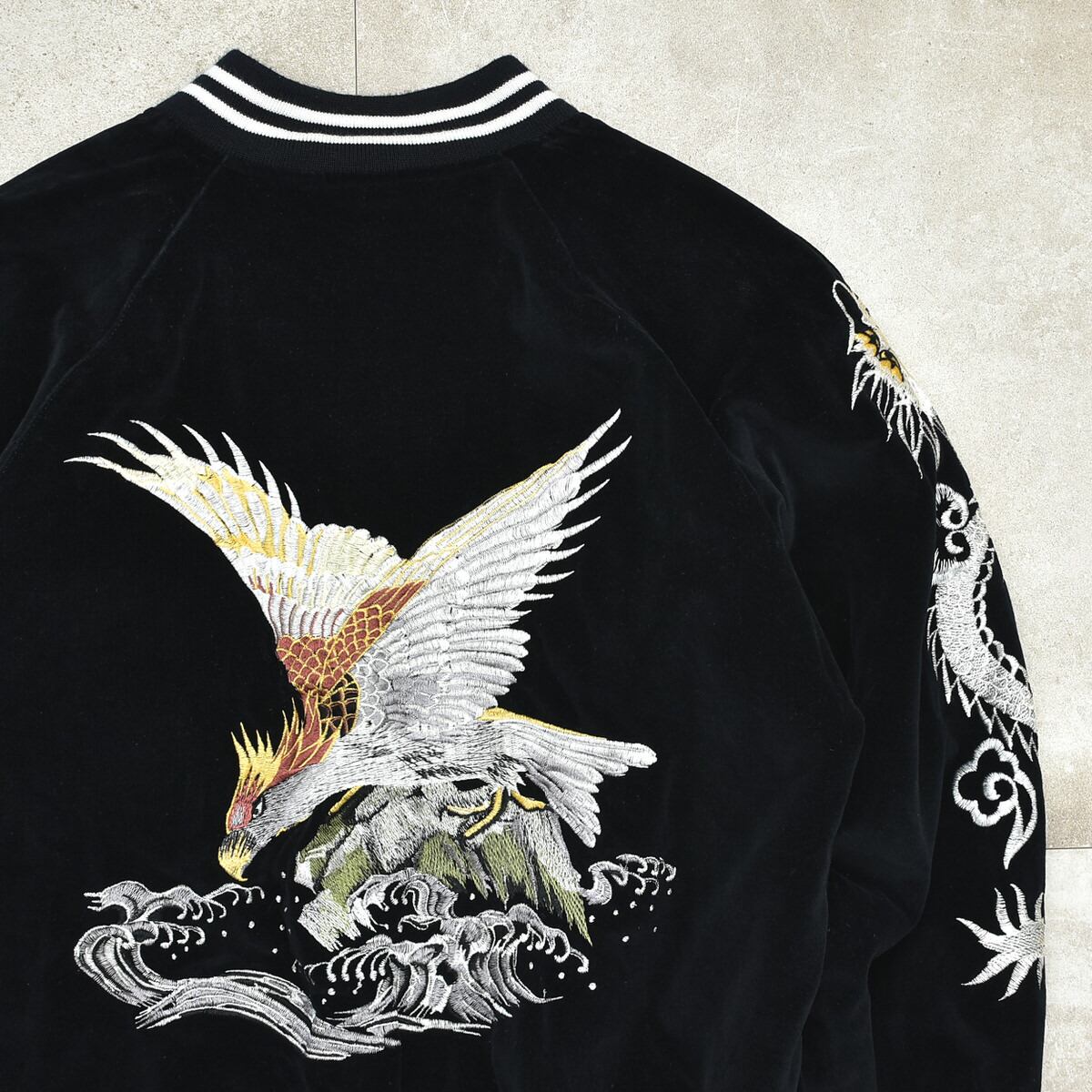 90's～ Black velour souvenir jacket 龍 鷹 | 古着屋 grin days