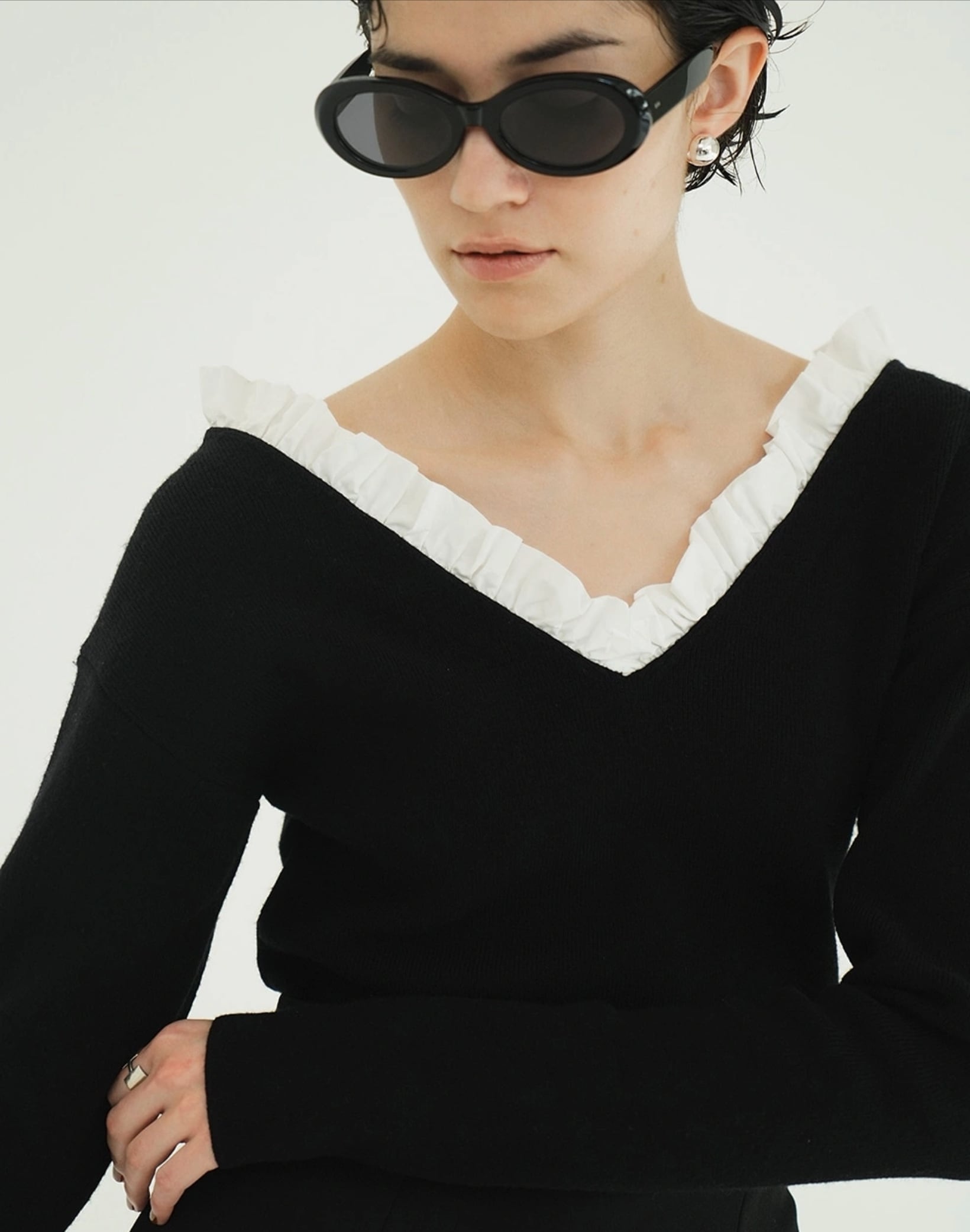 CLANE FRILL V NECK KNIT TOPS | FLICKA ASHIYA