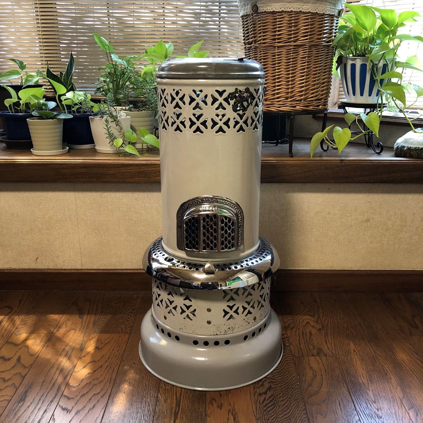 ヴィンテージ石油ストーブ C】Valor 525 | ヴィンテージ ラボ24