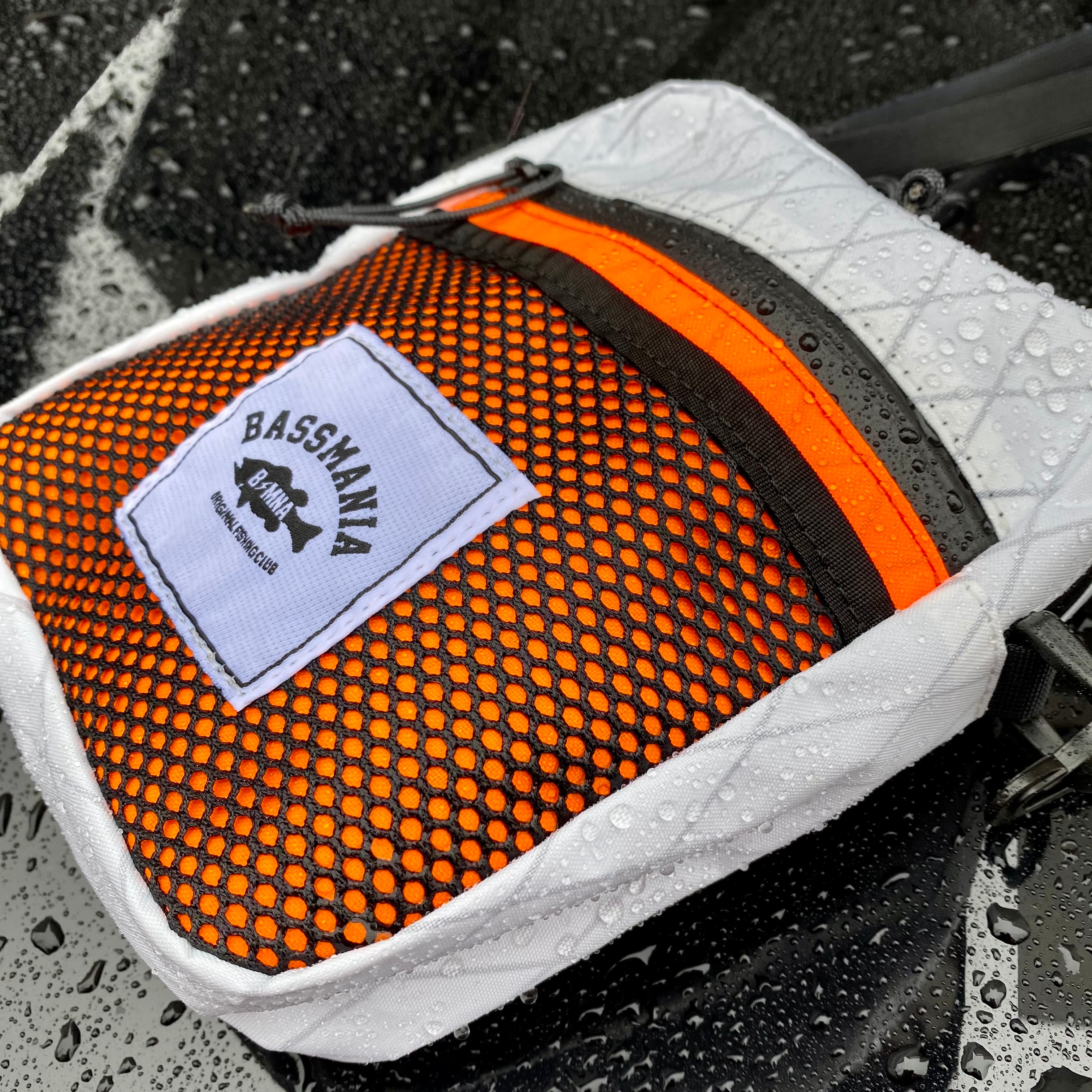 アーチロゴX-PACポーチ ［Xホワイト×Nオレンジ］ | bassmania.jp