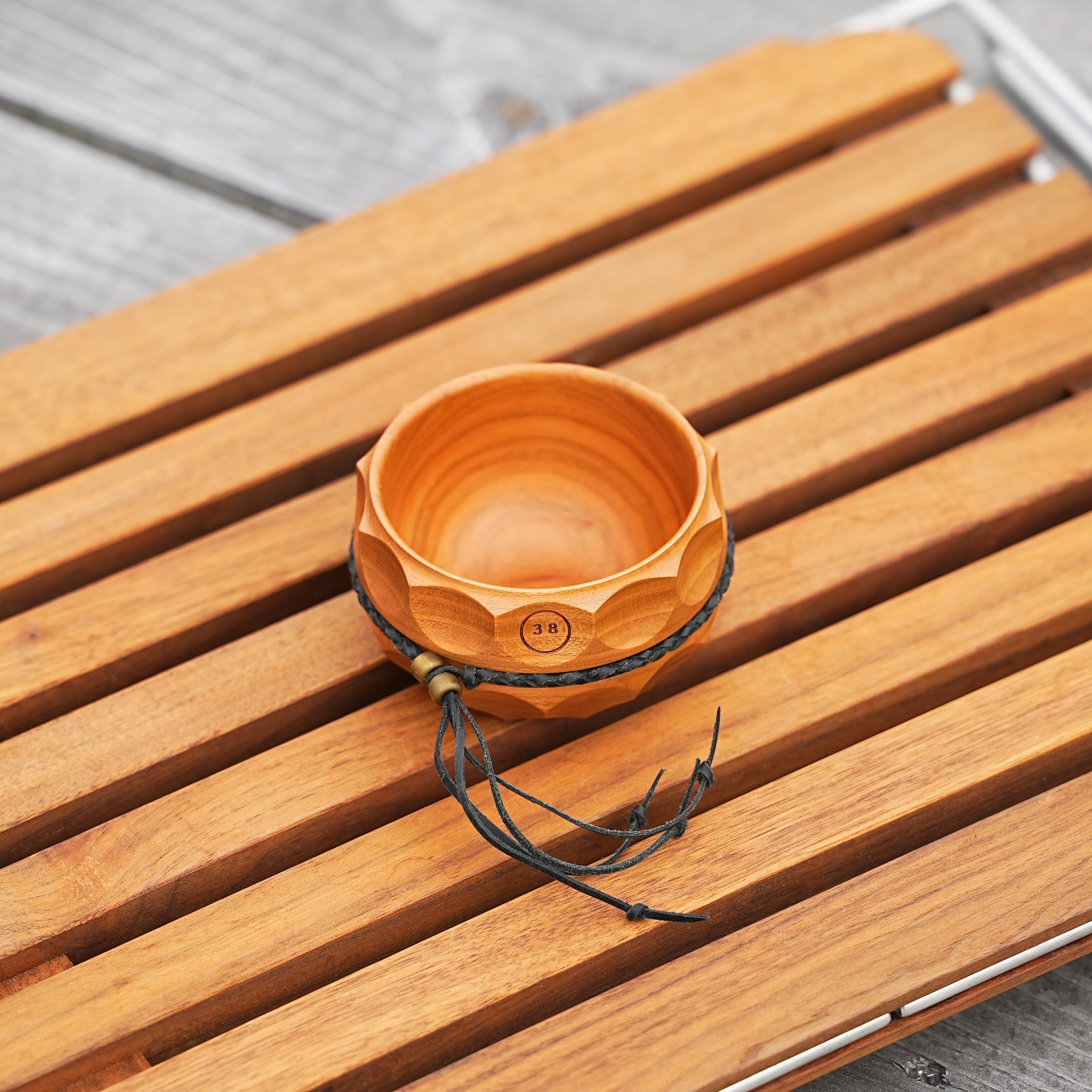 カタパルトファクトリー Fika38フィーカ 38explore カタパルト