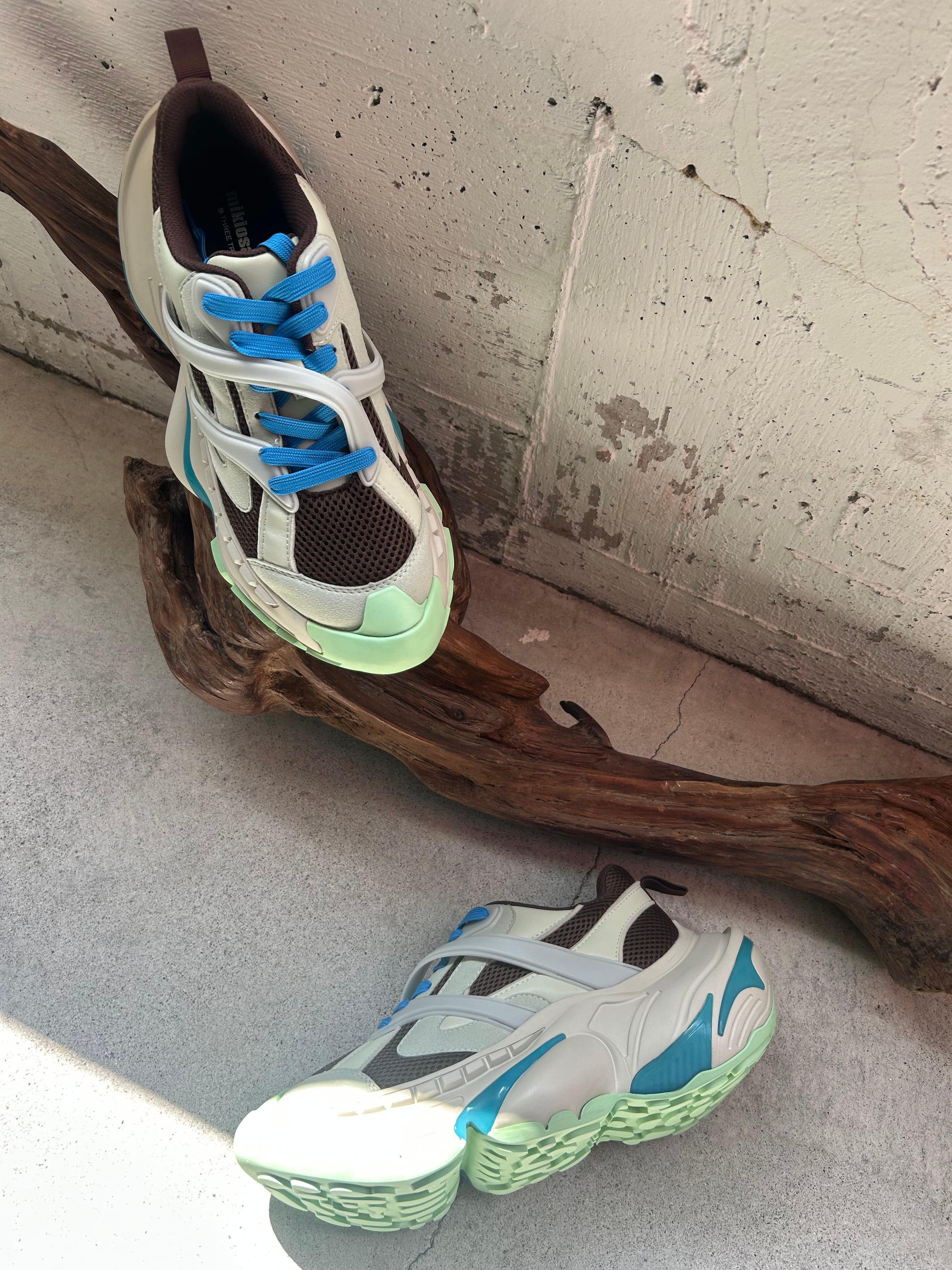 MIKIOSAKABE Multiverse Runner Mint | AAR