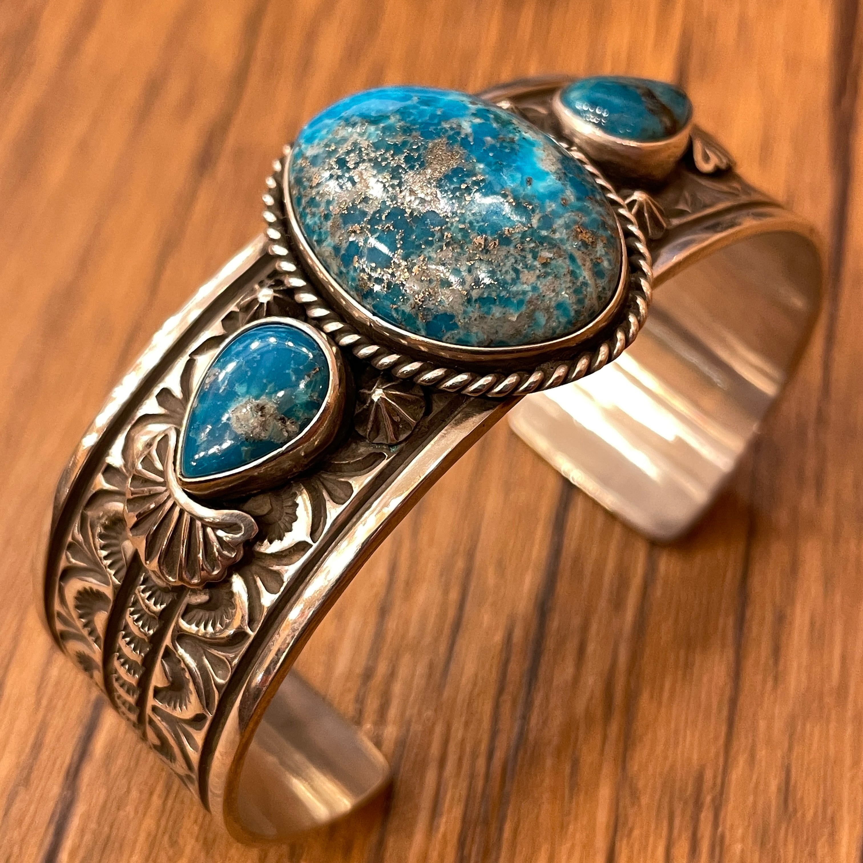 ドノバンキャドマン（Donovan Cadman）キングマンターコイズバングル