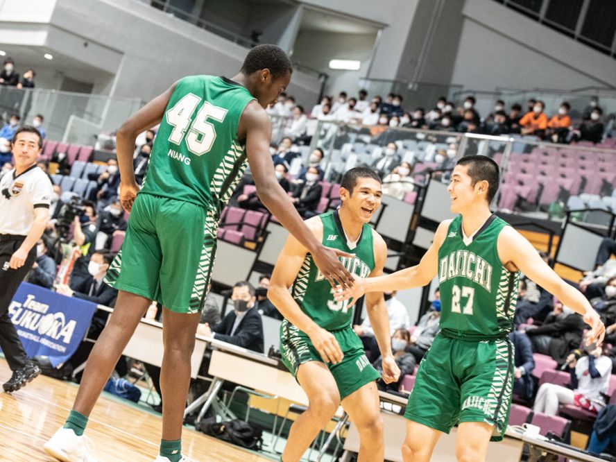 ディフェンス合戦となった『福岡対決』、ファストブレイクで流れを