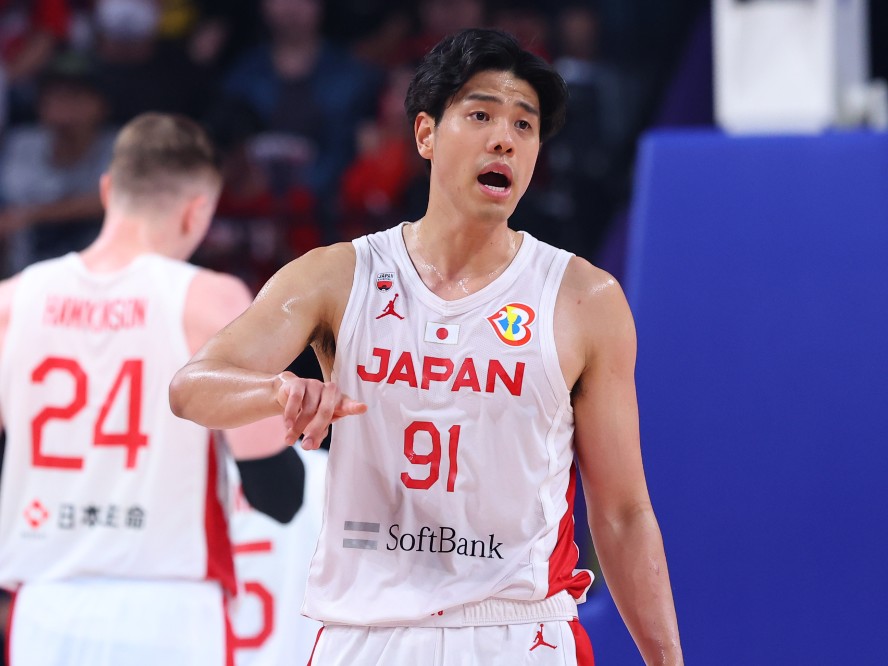 バスケ日本代表の『盾』となった吉井裕鷹が語る進化の鍵「オフェンスは
