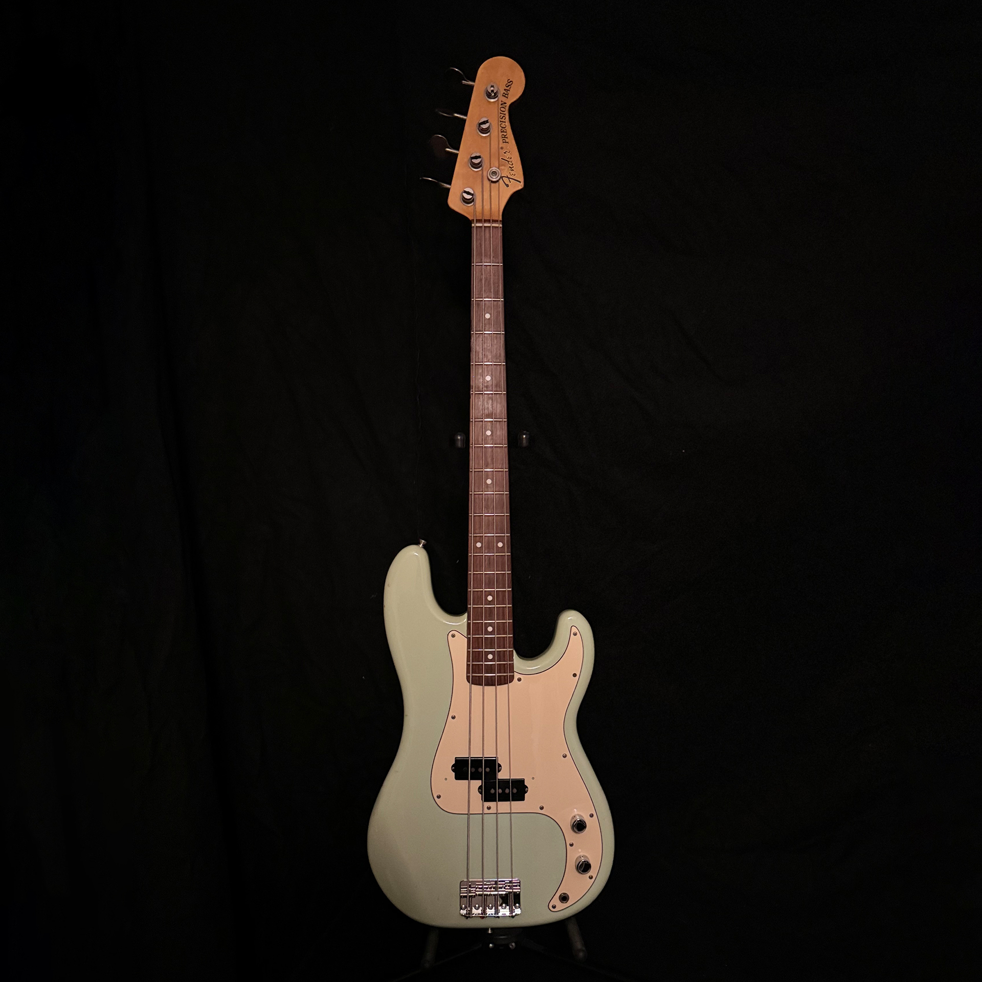 Fender PB-70 Precision Bass '70 Reissue