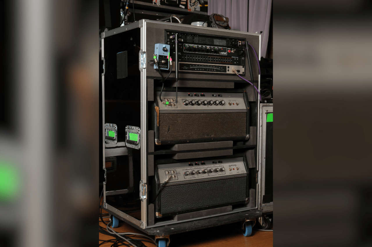 Alexandros] 磯部寛之のエフェクター&ラック・システム | 最新ツアーを