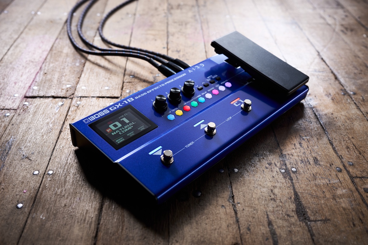 BOSS、ベース用マルチ・エフェクター「GX-1B」を発表。高品位な