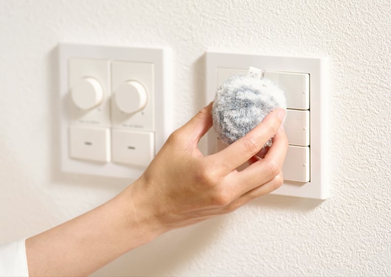 バスボンくん ホコリガードポンポン ストラップ付 | バスボンくん