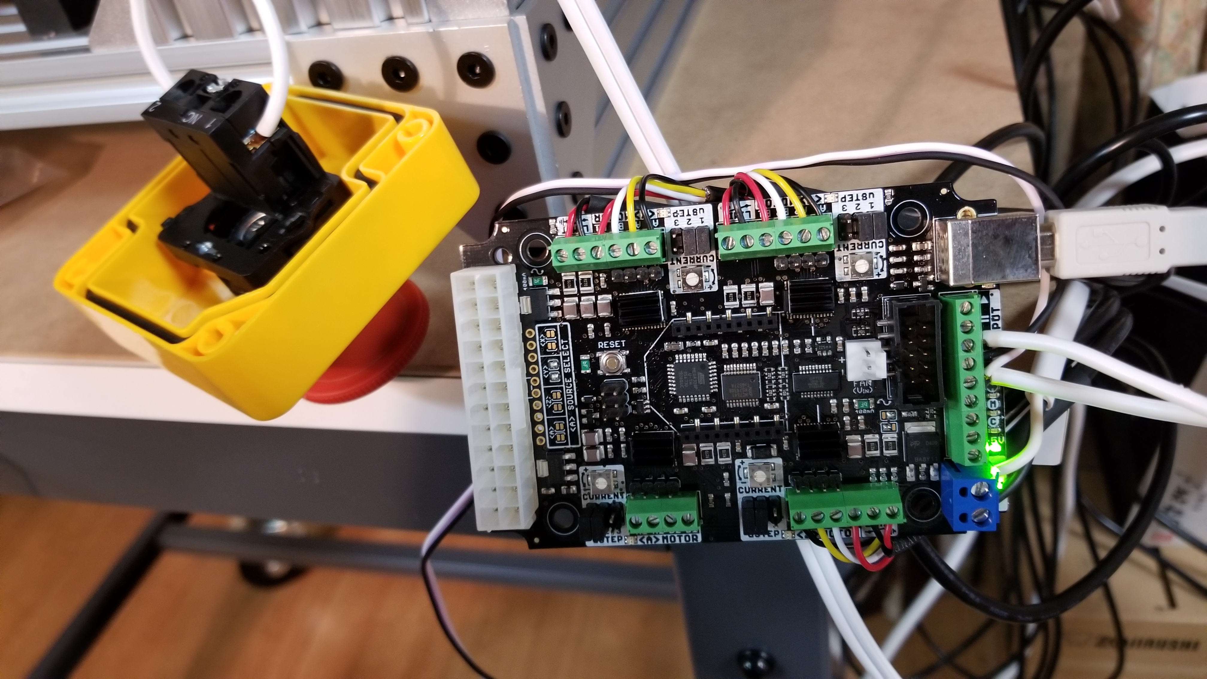 緊急停止スイッチ - 自作CNC - OpenSource Hardware オープンソース