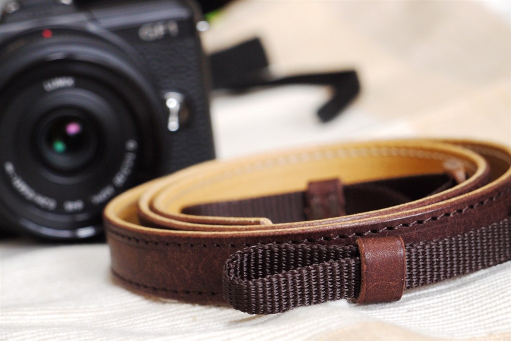 GF1用レザーカメラストラップ CLASSICO PP』 パナソニック LUMIX DMC