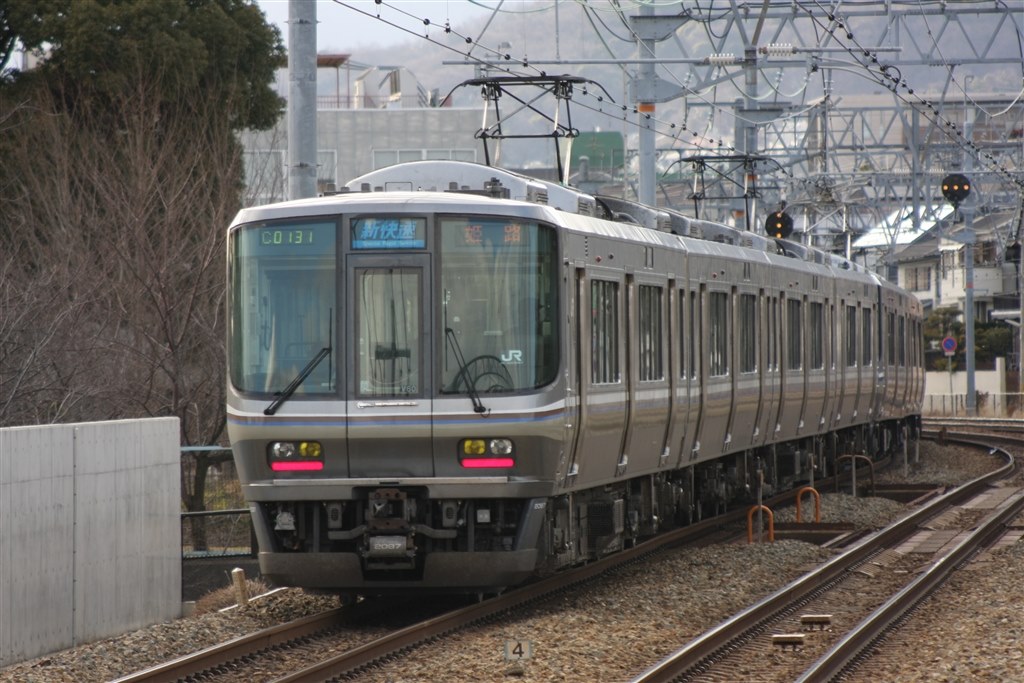 教えてくださ。』 CANON EF100-300mm F4.5-5.6 USM のクチコミ掲示板