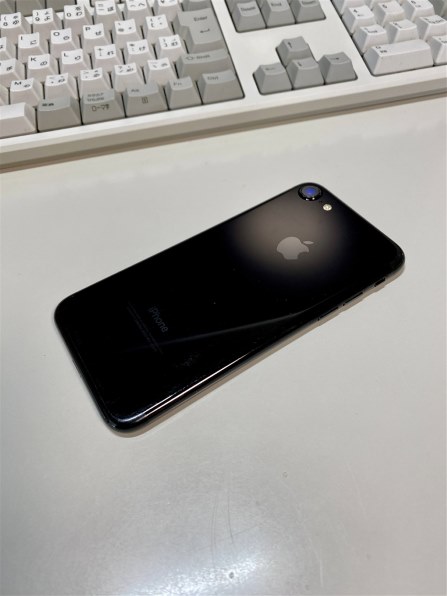 Apple iPhone 7 128GB au [ゴールド] 価格比較 - 価格.com
