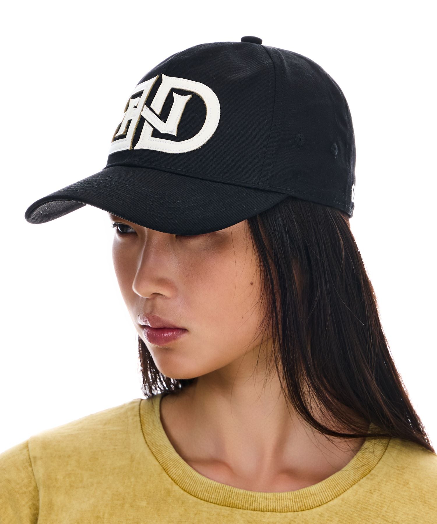 LEATHER LOGO BASIC CAP – BEEDEN