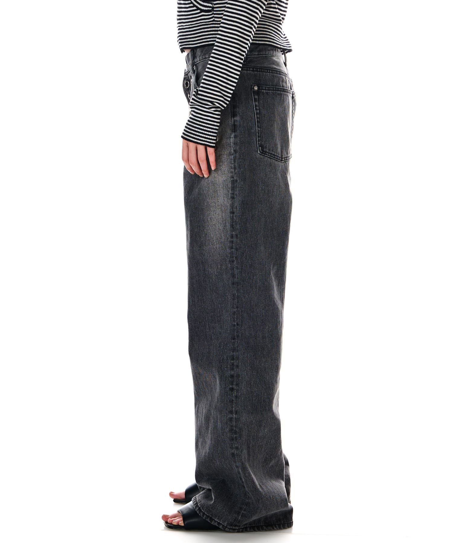 METAL EYELET SEMI LOOSE DENIM – BEEDEN
