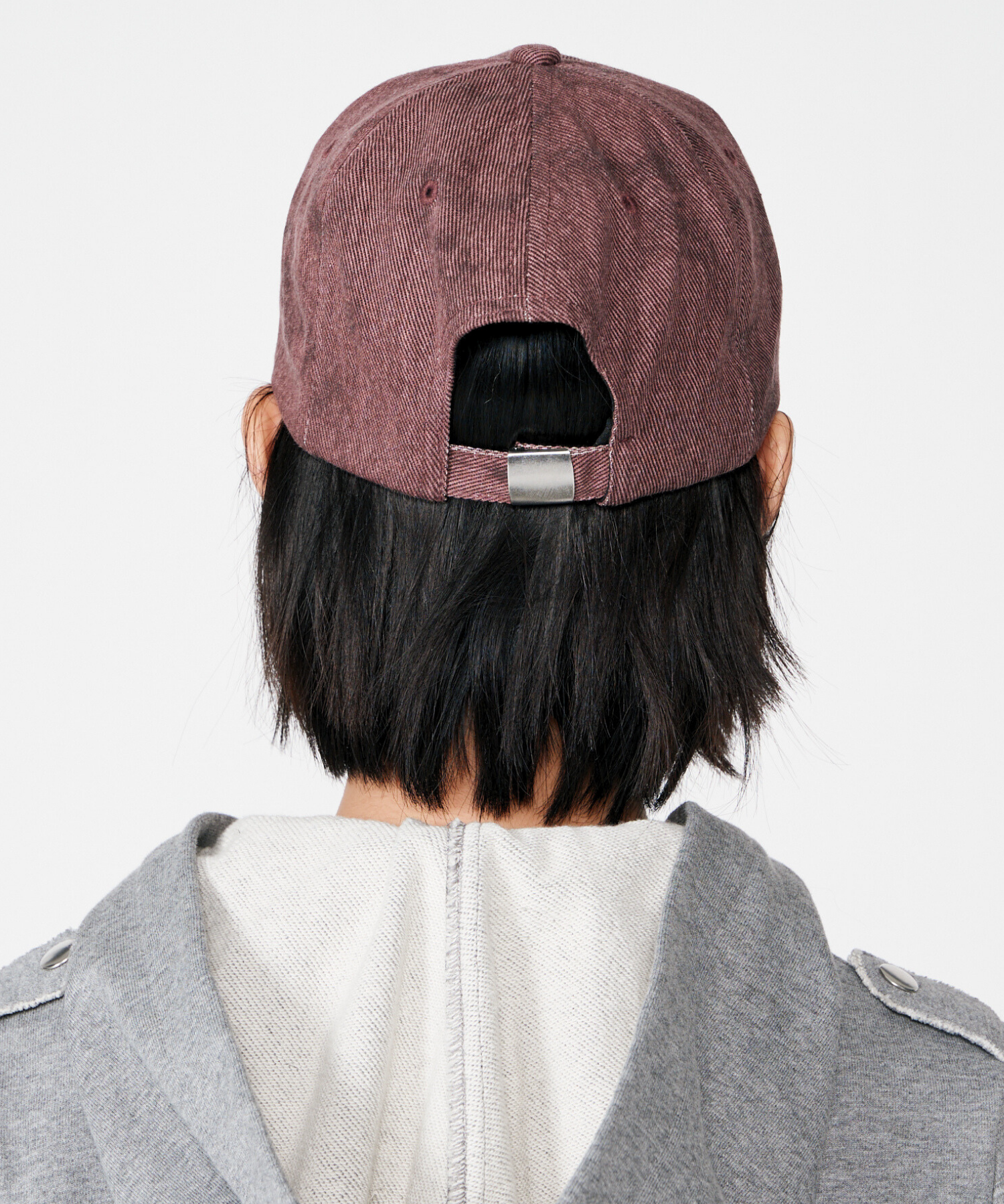 BD STUDS DAMAGE CAP – BEEDEN