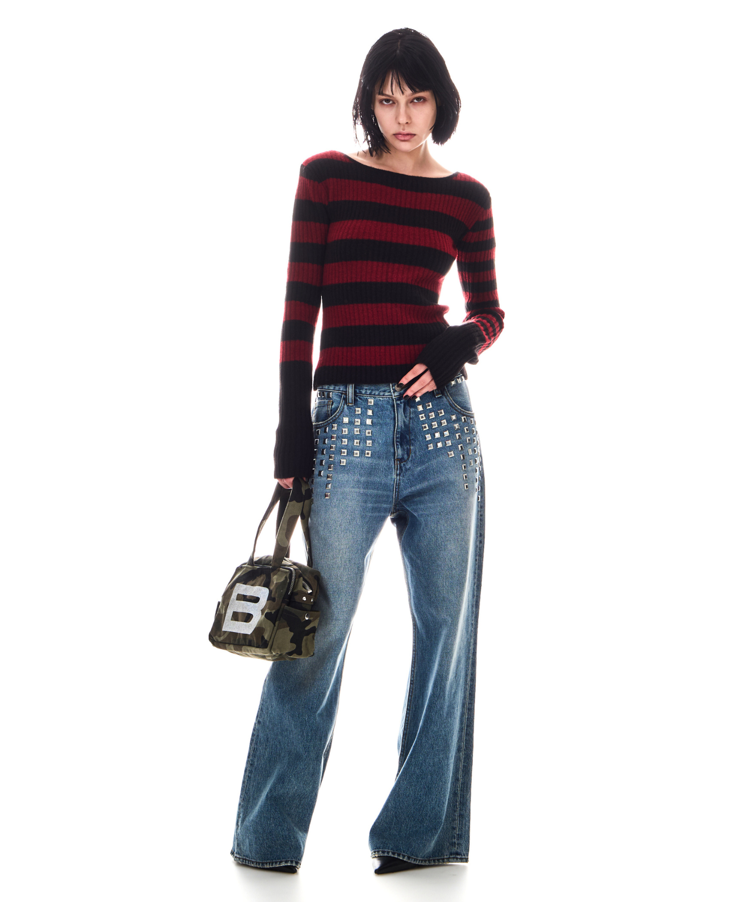 METAL STUDS SEMI LOOSE DENIM – BEEDEN