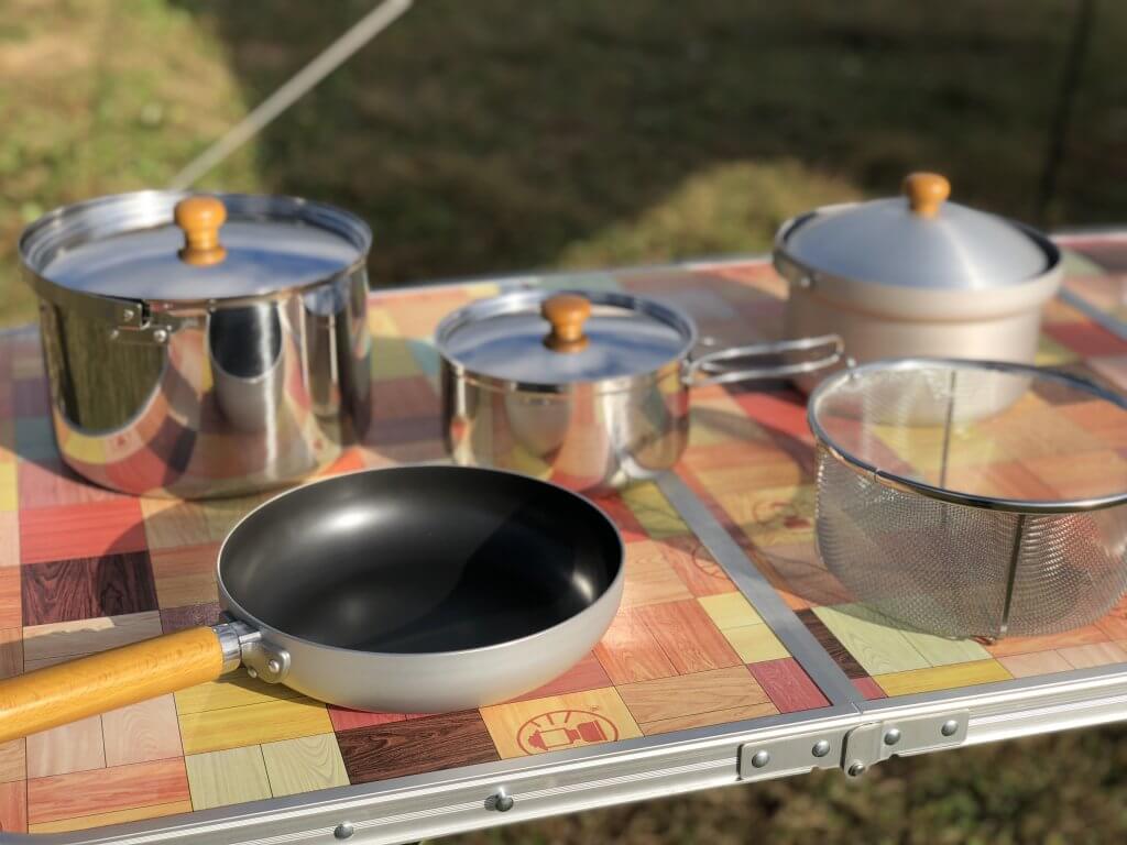 レビュー】ユニフレームのFan5 DX！キャンプの料理道具はこれだけでOK
