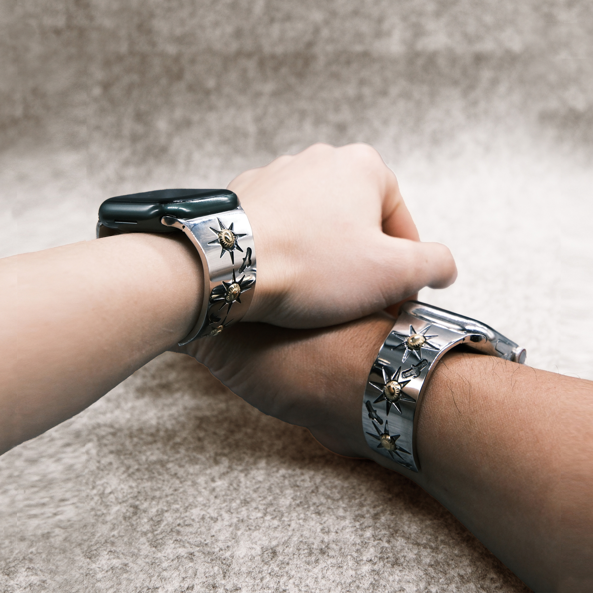 アップルウォッチバングル】SUN EAGLE GOLD V2【SOULITE】 – Apple