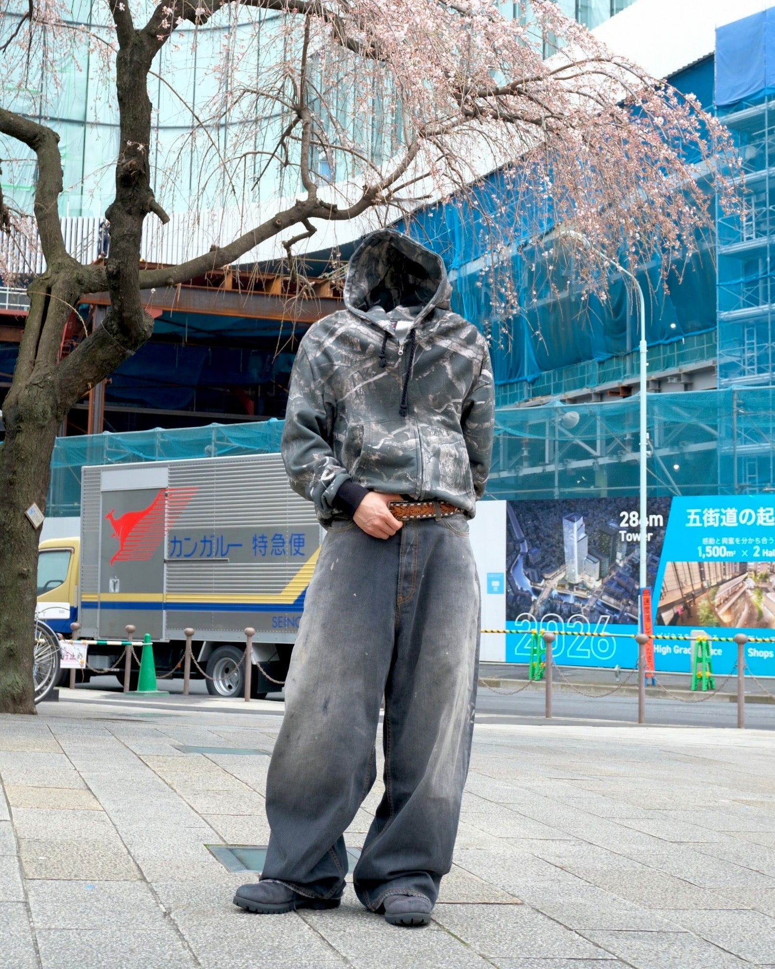 14.8oz camo Crop Zip Hoodie / Black – BELVET