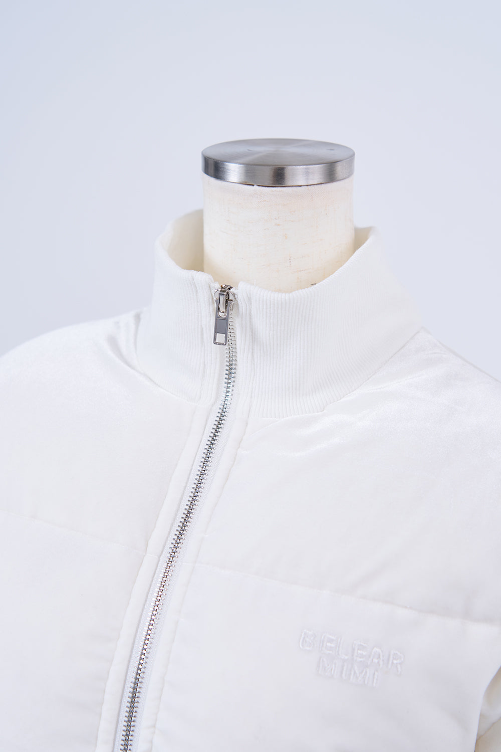 ベルベットダウンジャケット