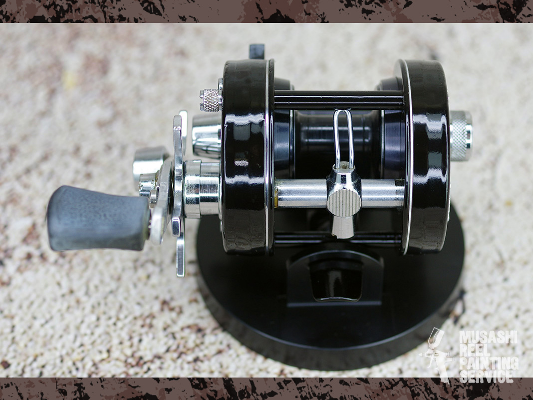 アンバサダー 2500Cが新品以上の輝きに。パテ処理＆4工程塗装の