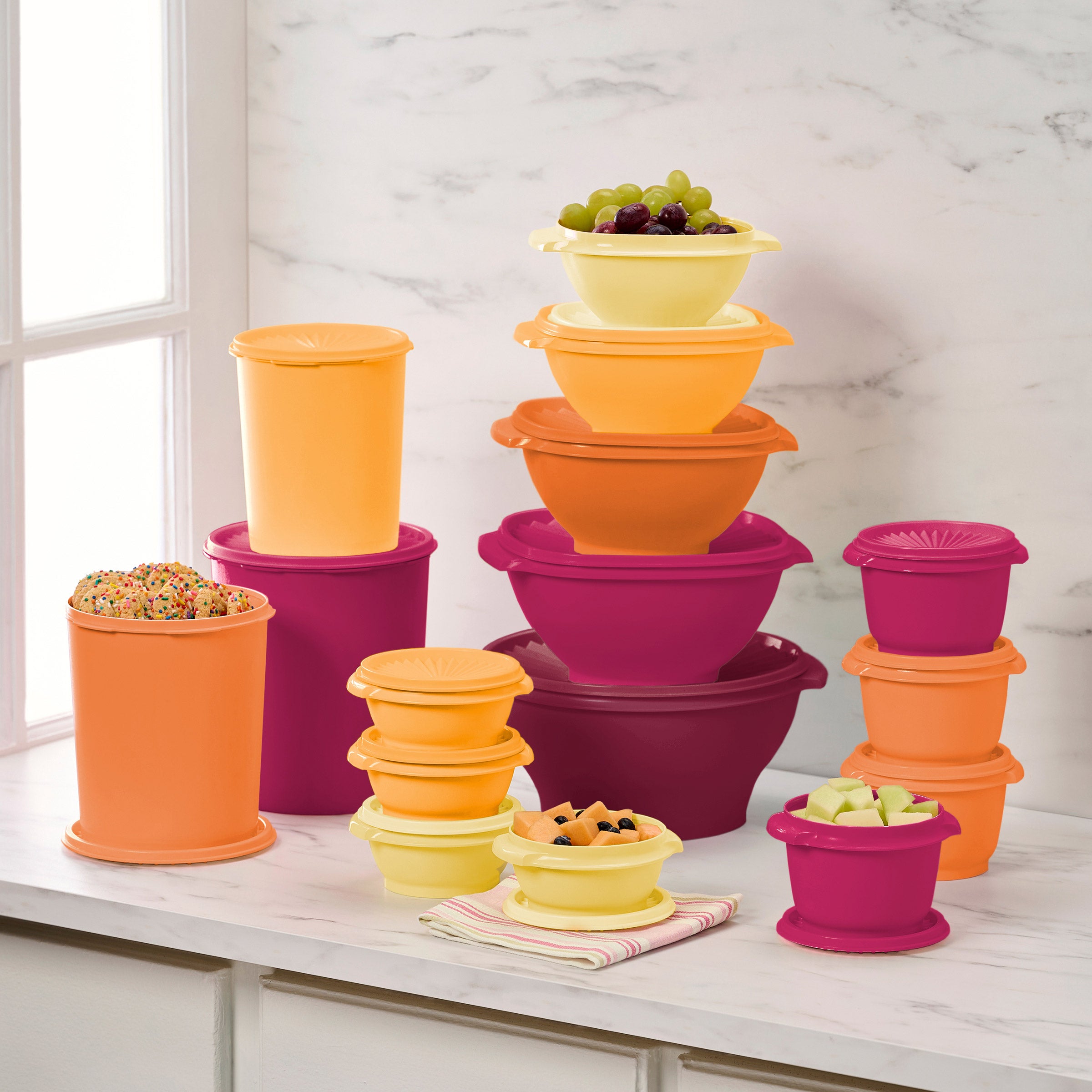 Tupperware Heritage Collection 32-piece Food Storage Container Set