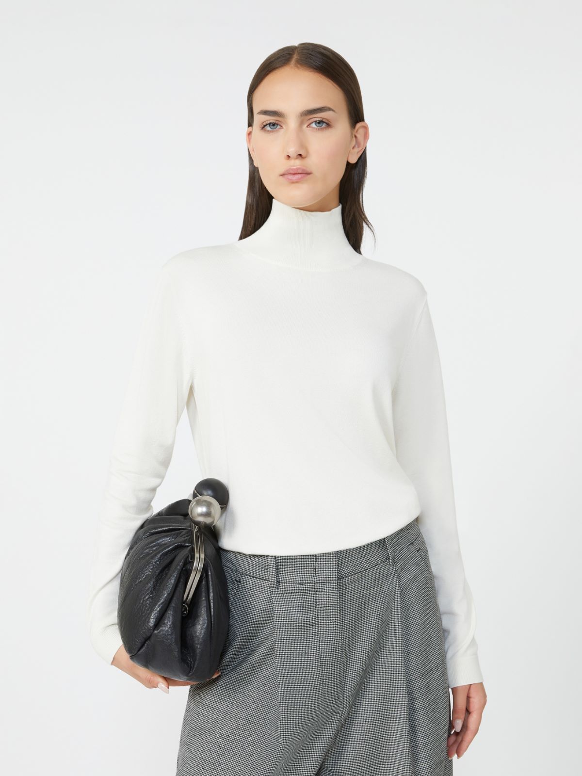 Wool and silk knit turtleneck, ecru | Weekend Max Mara