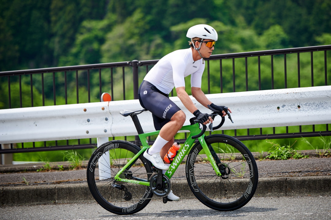 エピック・パリ・ロードレース・エアロスーツ詳細解説／サイクルウエア