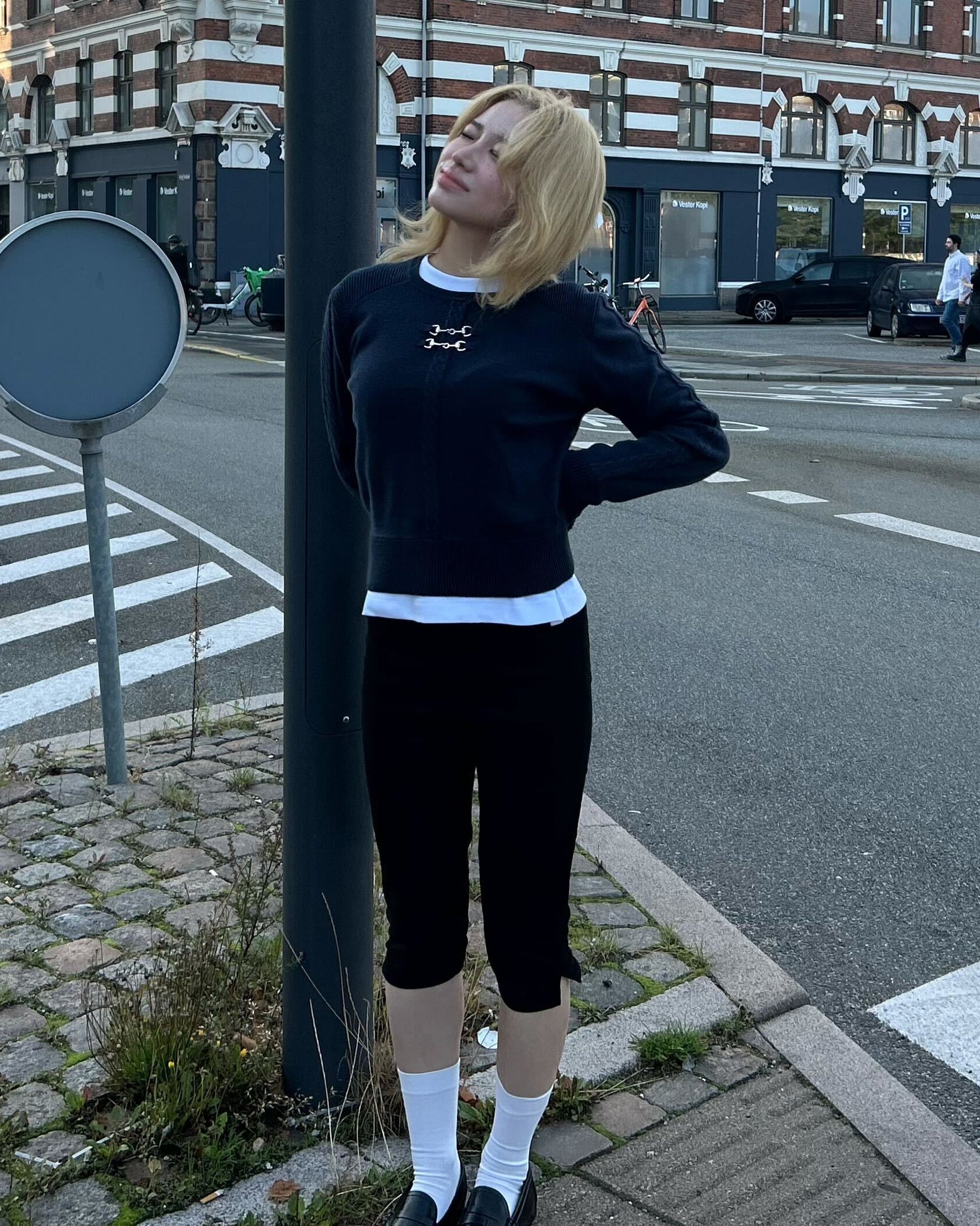 BIBIY. MADE | LINA CASHMERE KNIT NAVY｜Bibiy.