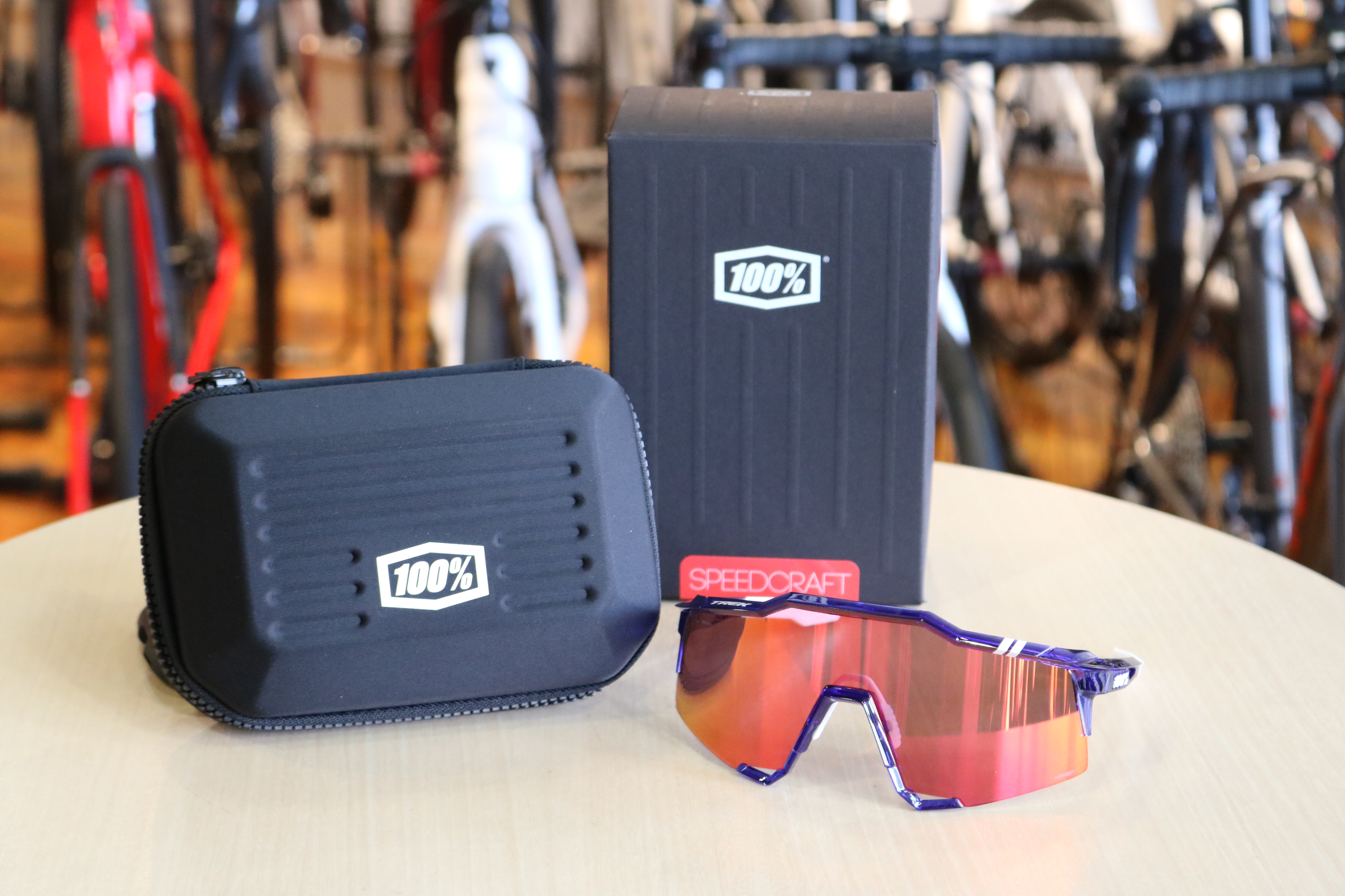 TREKとアイウェアメーカー100%のコラボサングラス、Speedcraft HiPER