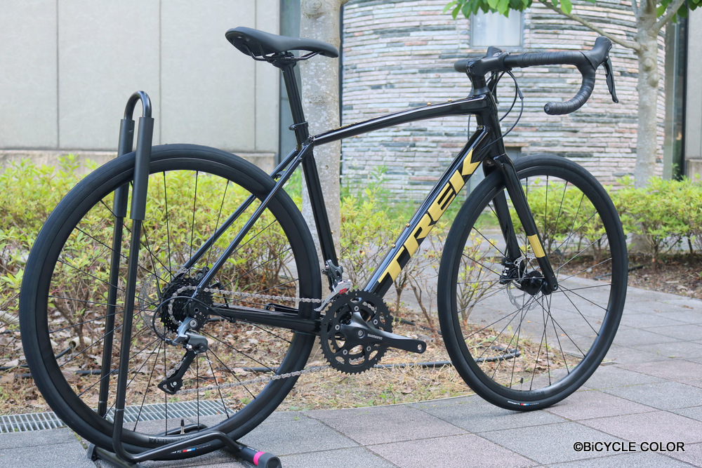 TREK DOMANE(ドマーネ)AL2 DISC、54cmサイズの店頭在庫あります
