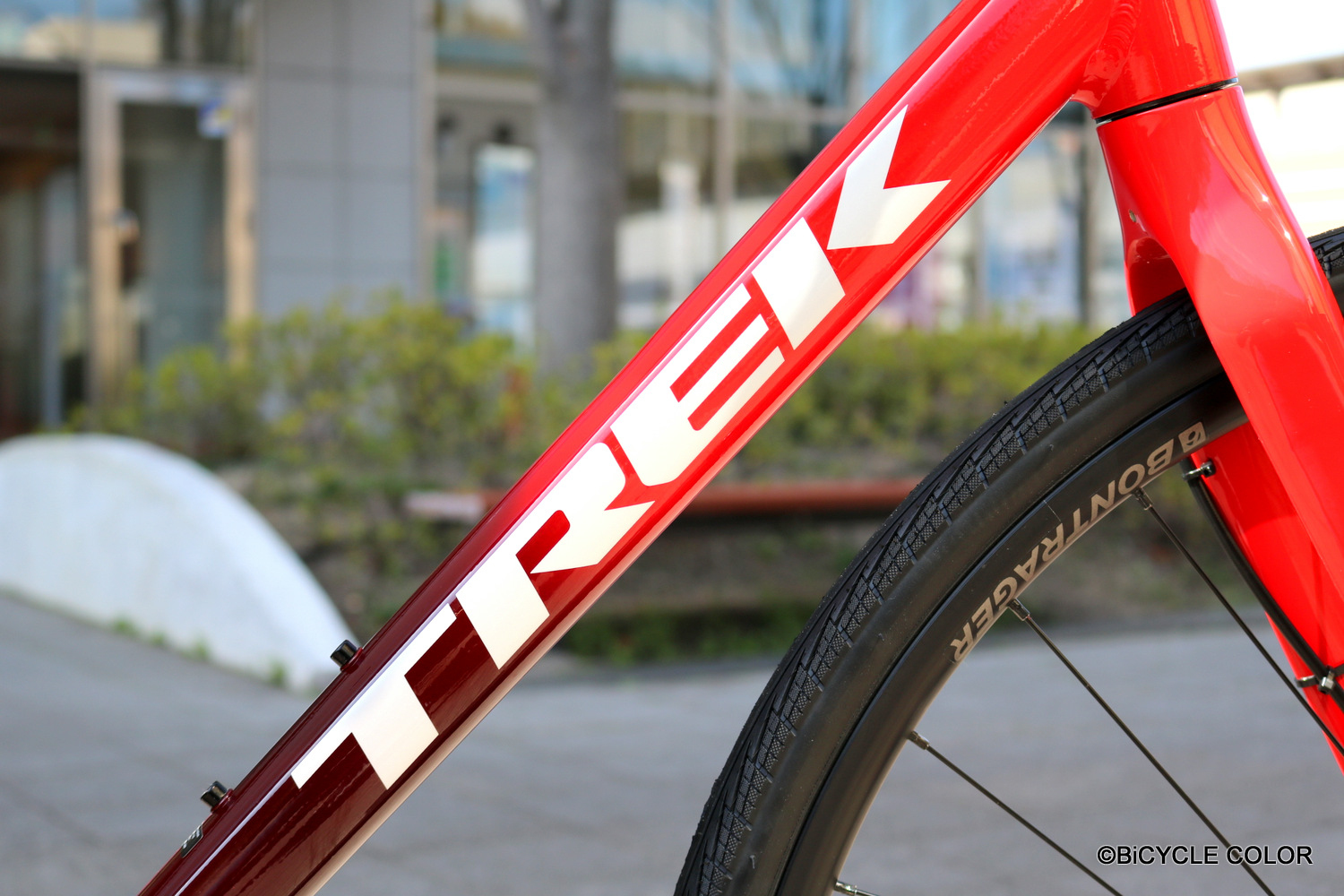 TREK クロスバイクFX3 Disc（2022年モデル）の入荷です！ ~RedのL