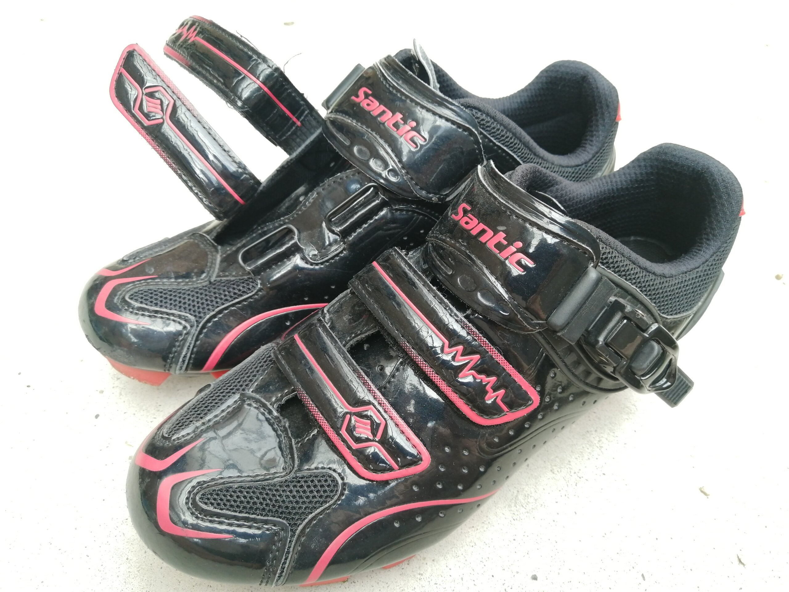 1年使用レビュー】Santic ビンディングシューズの性能・耐久性・使用感