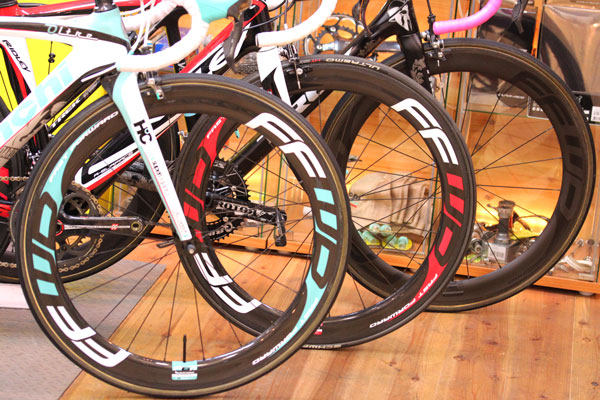 Fast Foward（ファストフォワード） FFWDカーボンホイール F6Rのススメ