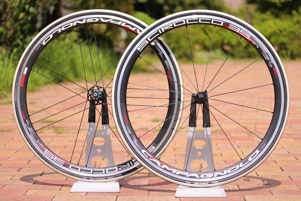 この価格帯ナンバーワンのかっこよさ！カンパニョーロ SCIROCCO 35