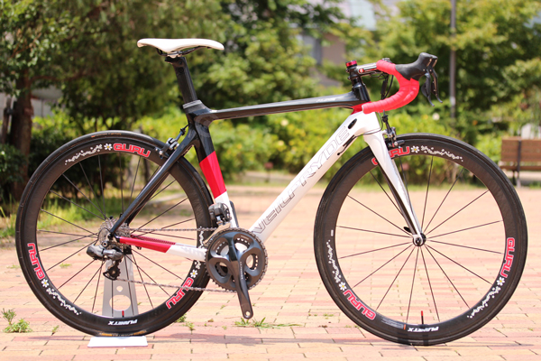 気流をコントロールするエアロロード NEILPRYDE （ニールプライド