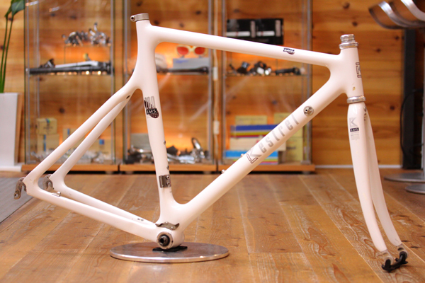 古き良き時代のカーボンレーサーフレームが1円スタート Kestrel