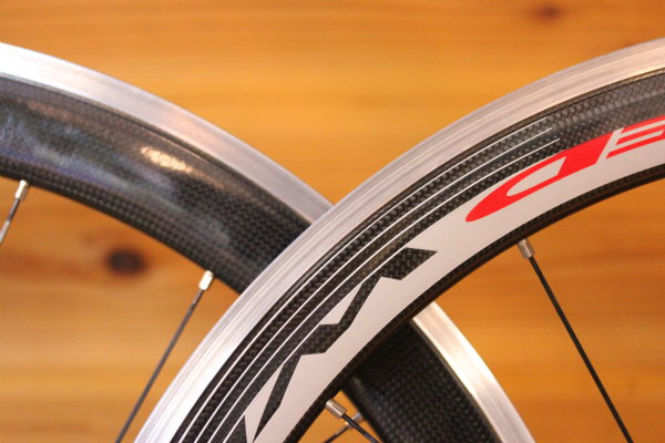 コスパ抜群のディープリムホイール FULCRUM RED WIND 50 が入荷しま