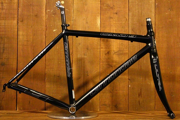希少なHandmade in USA！ CANNONDALE CAAD9 BBQカラー フレームセット