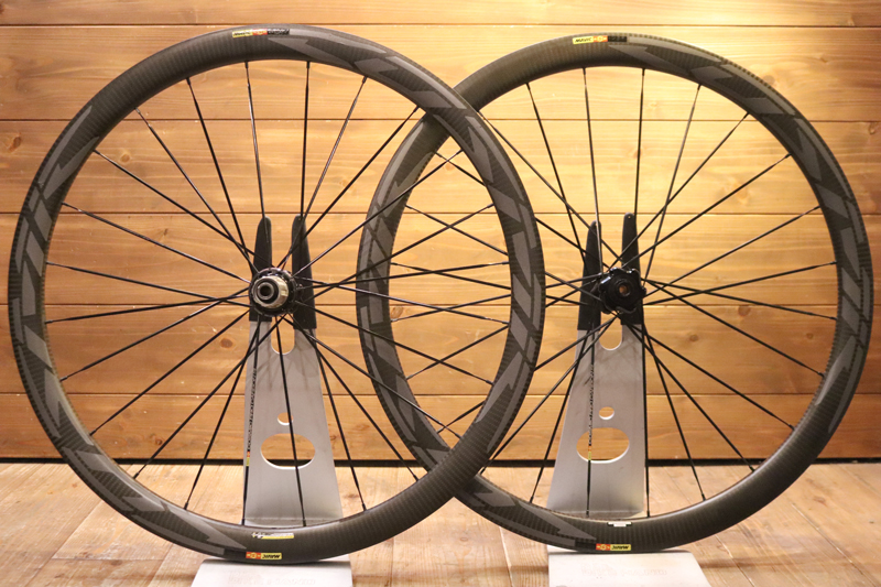 新潮流をその手に！マヴィック MAVIC コスミックプロカーボン COSMIC